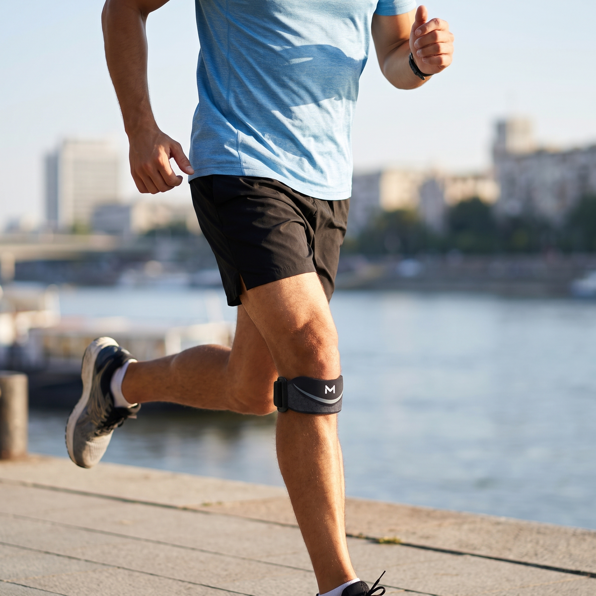 Patella strap worn below the kneecap while running
